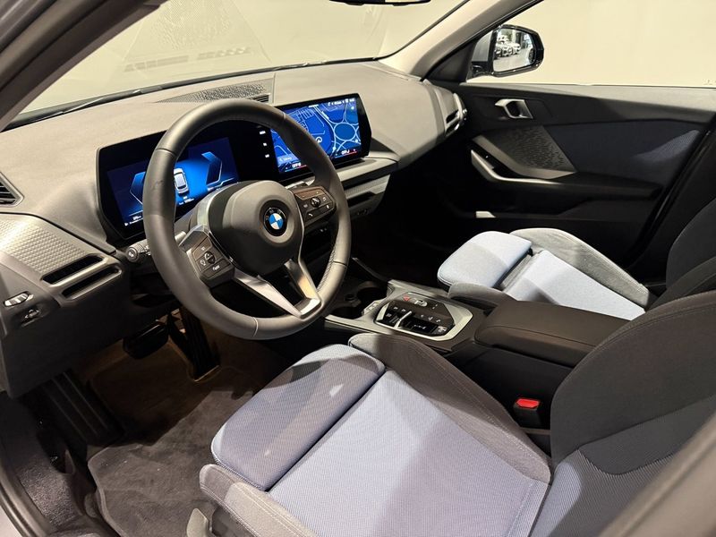 BMW 120 bild 11