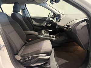 BMW 120 bild 8
