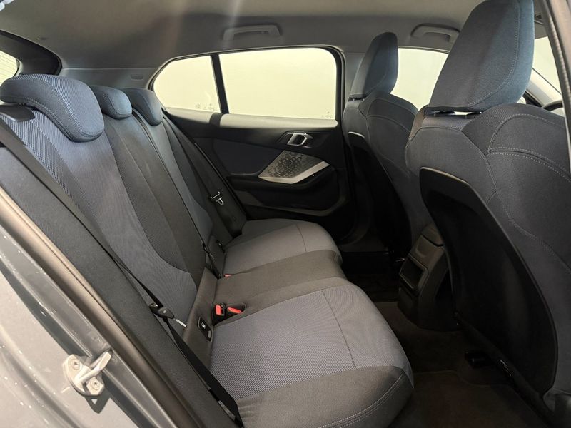 BMW 120 bild 7
