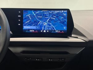 BMW 120 bild 15