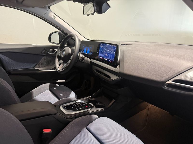 BMW 120 bild 9