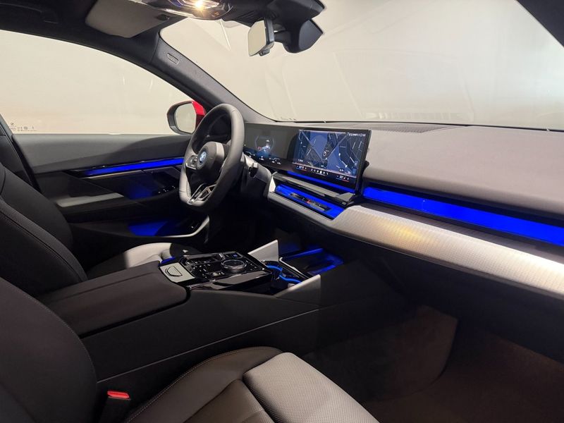 BMW i5 bild 9