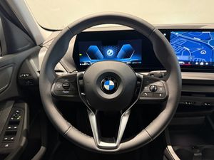 BMW 120 bild 13