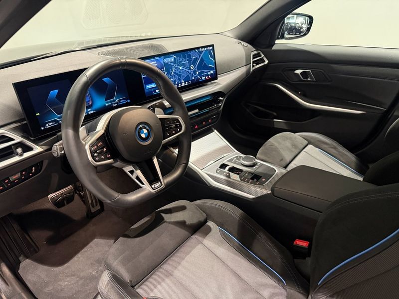 BMW 330 bild 11