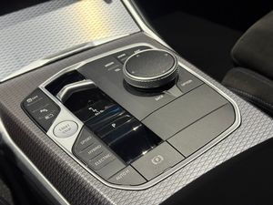 BMW 330 bild 15
