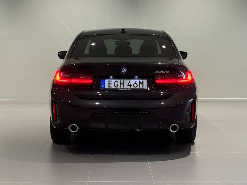 BMW 330 bild 4