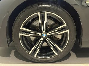 BMW 330 bild 5
