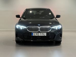 BMW 330 bild 2