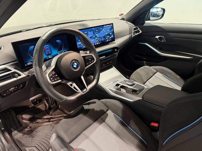 BMW 330 bild 11