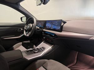 BMW 330 bild 9