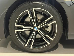 BMW 330 bild 5