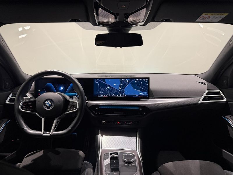 BMW 330 bild 12