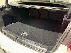 BMW 330 bild 6