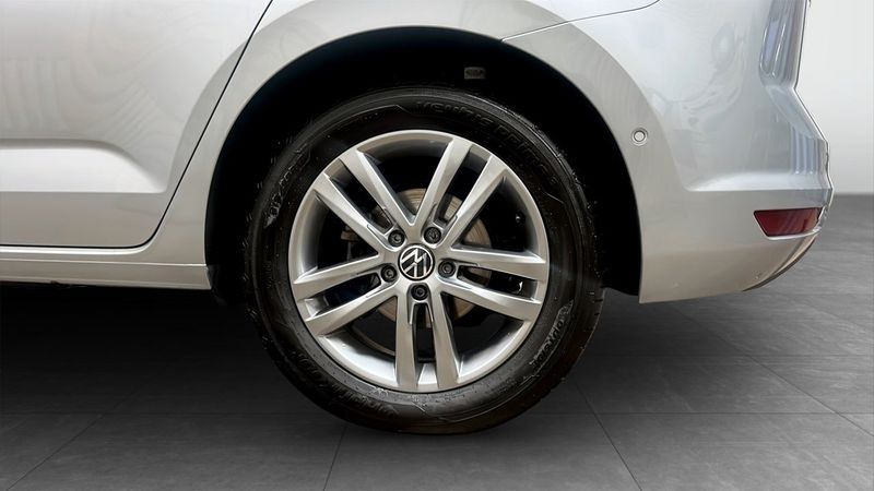 Volkswagen Touran bild 6