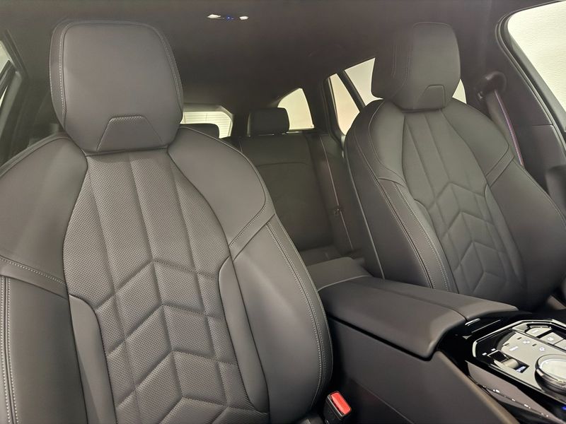 BMW i5 bild 19