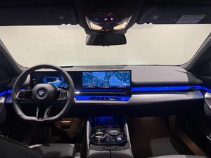 BMW i5 bild 10
