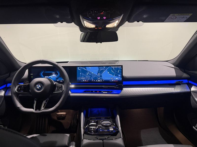 BMW i5 bild 10