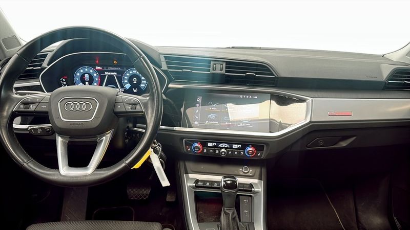 Audi Q3 bild 11