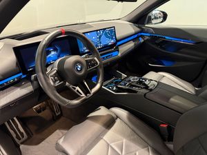 BMW i5 bild 12