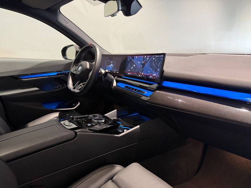 BMW i5 bild 9