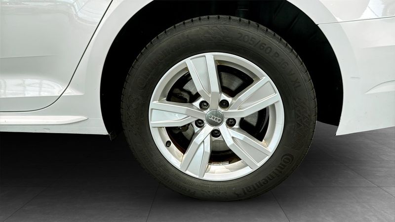 Audi A4 bild 6