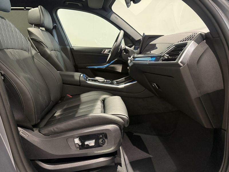 BMW X5 bild 8