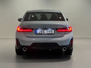 BMW 330 bild 4