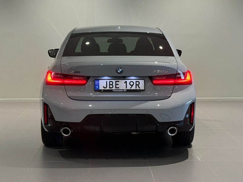 BMW 330 bild 4