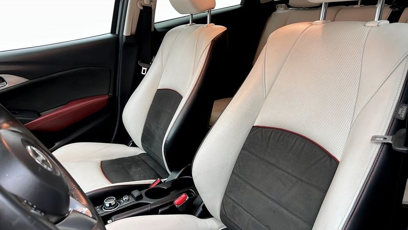 Mazda CX-3 bild 8