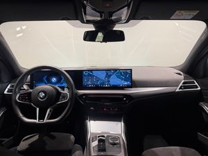 BMW 320 bild 11