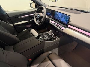 BMW i5 bild 11