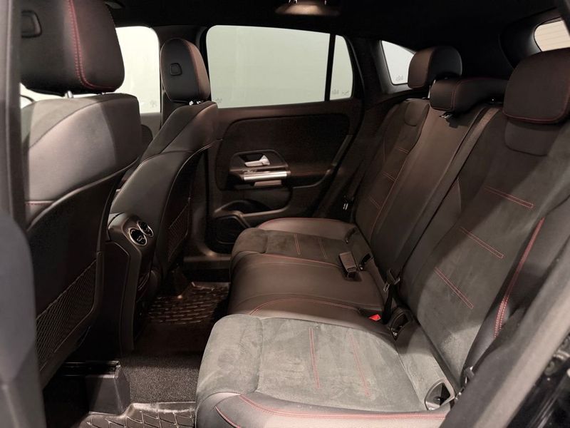 Mercedes GLA250 bild 9