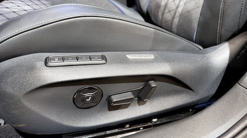 Volkswagen Passat bild 18