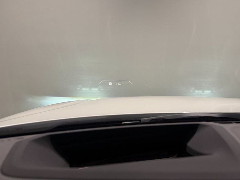 BMW i4 bild 16