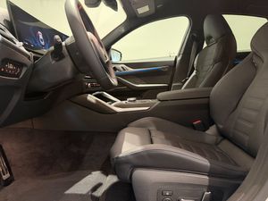 BMW i4 bild 10