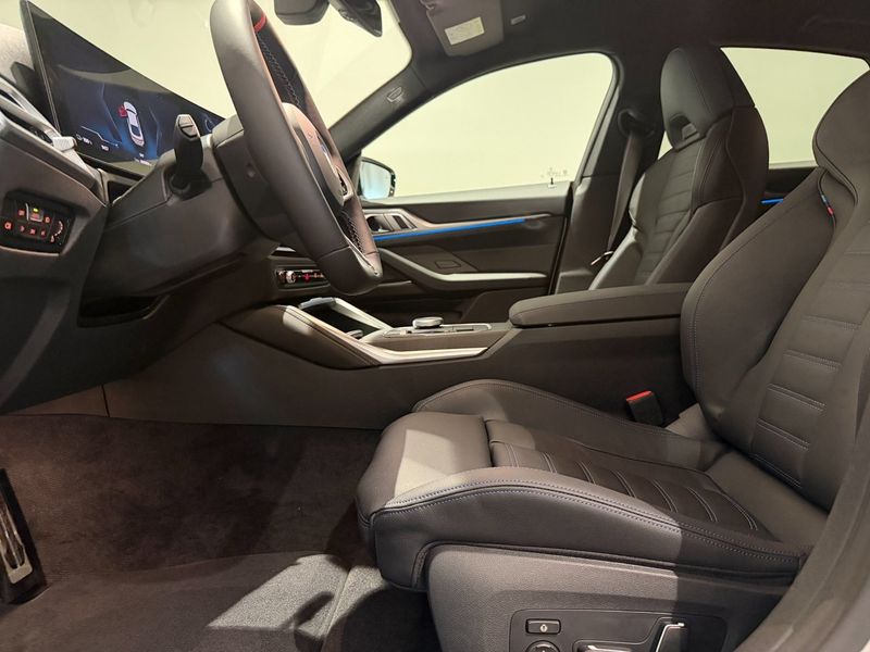 BMW i4 bild 10