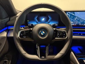 BMW i5 bild 13