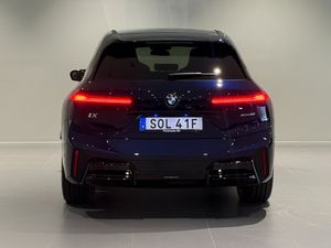 BMW iX bild 4