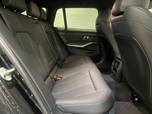 BMW 330 bild 17