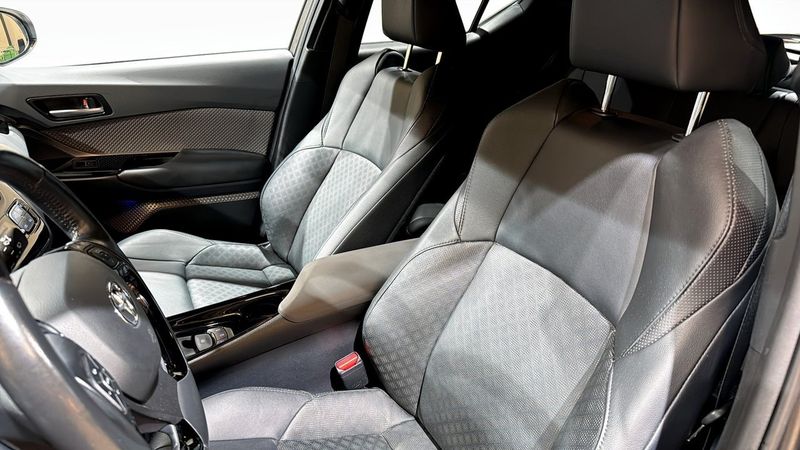Toyota C-HR bild 8