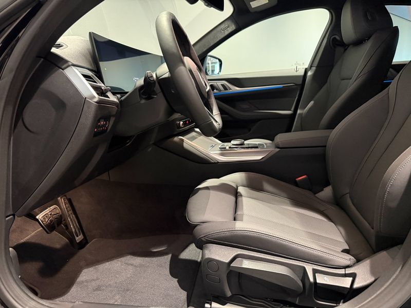 BMW i4 bild 10