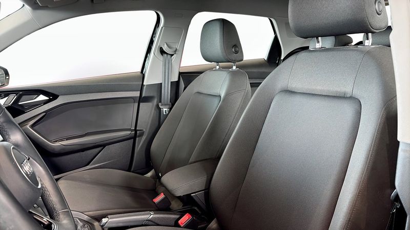 Audi A1 bild 8