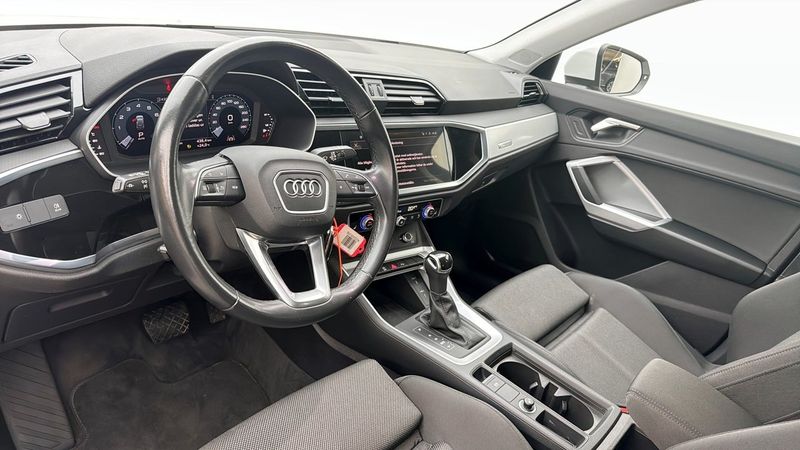 Audi Q3 bild 7