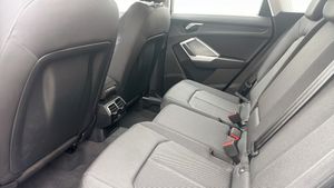 Audi Q3 bild 12