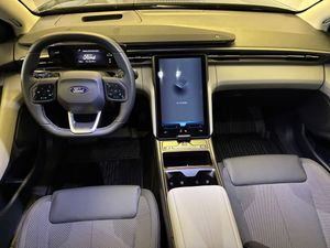 Ford Explorer bild 17