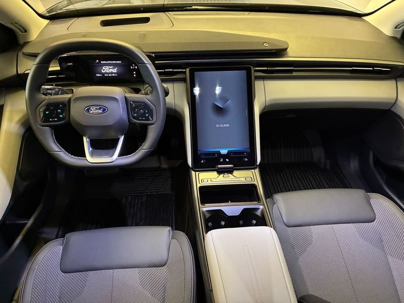 Ford Explorer bild 17