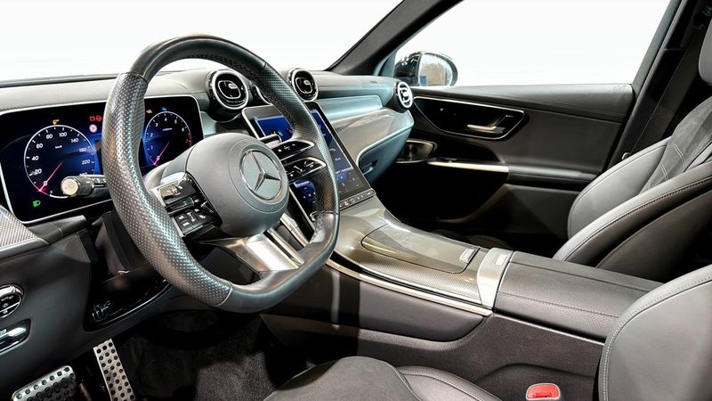 Mercedes GLC300 bild 7