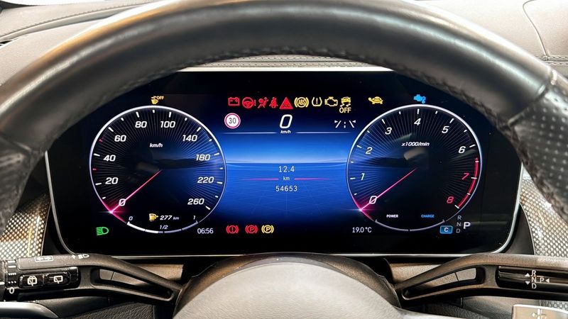 Mercedes GLC300 bild 21
