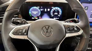 Volkswagen Passat bild 20