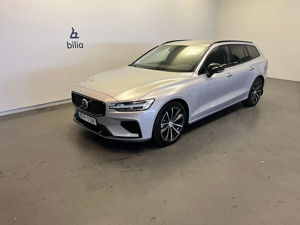 Volvo V60 T6 Plus Dark Nordic Edition - 2025